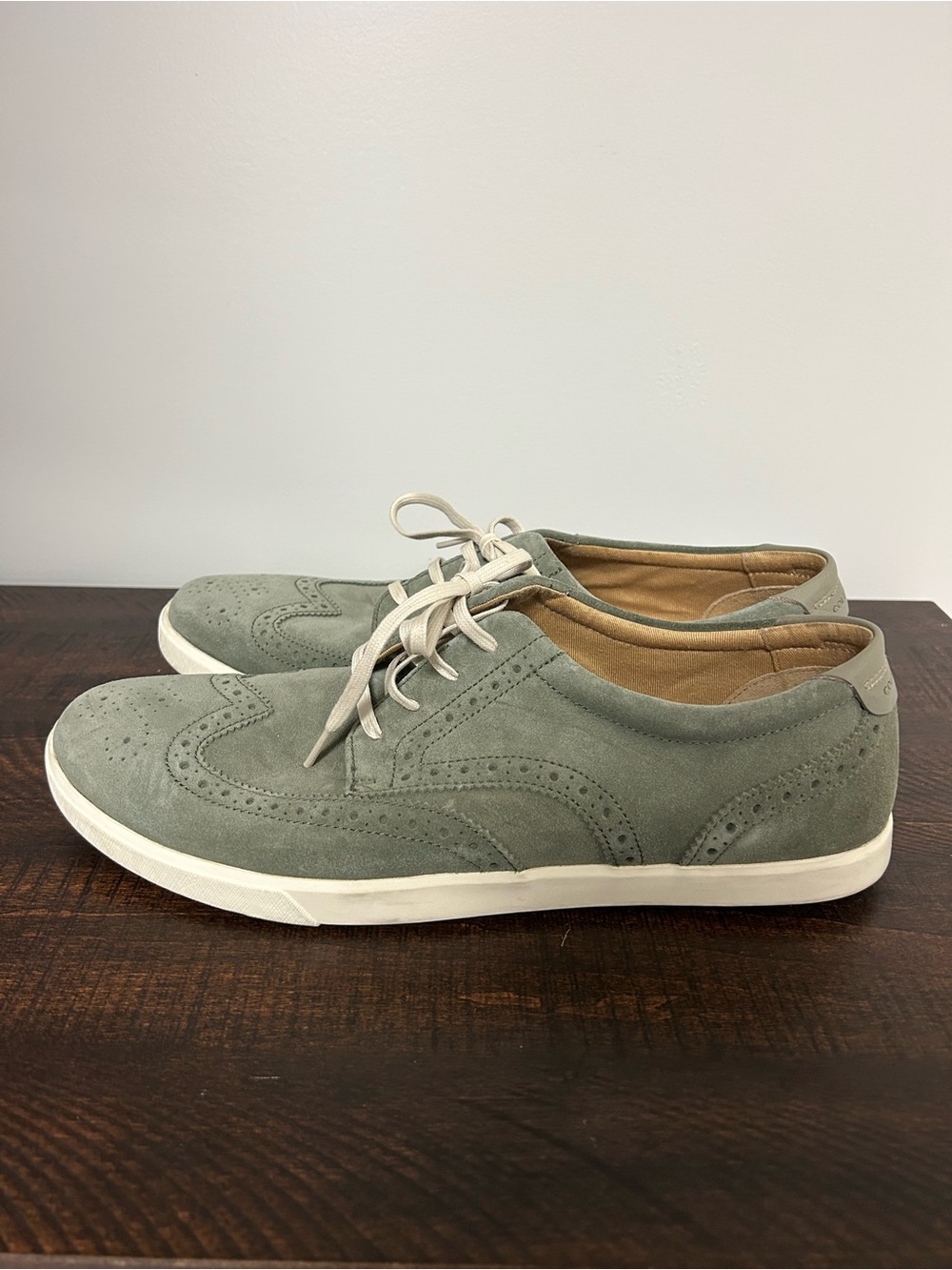 Cole Haan Mens Grand Crosscourt Sneaker Size 12 Green Suede Wingtip Brogue Shoe